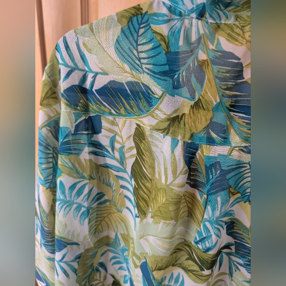Club Z Collection Tropical Leaf Print Shirt - Picture 8 of 8